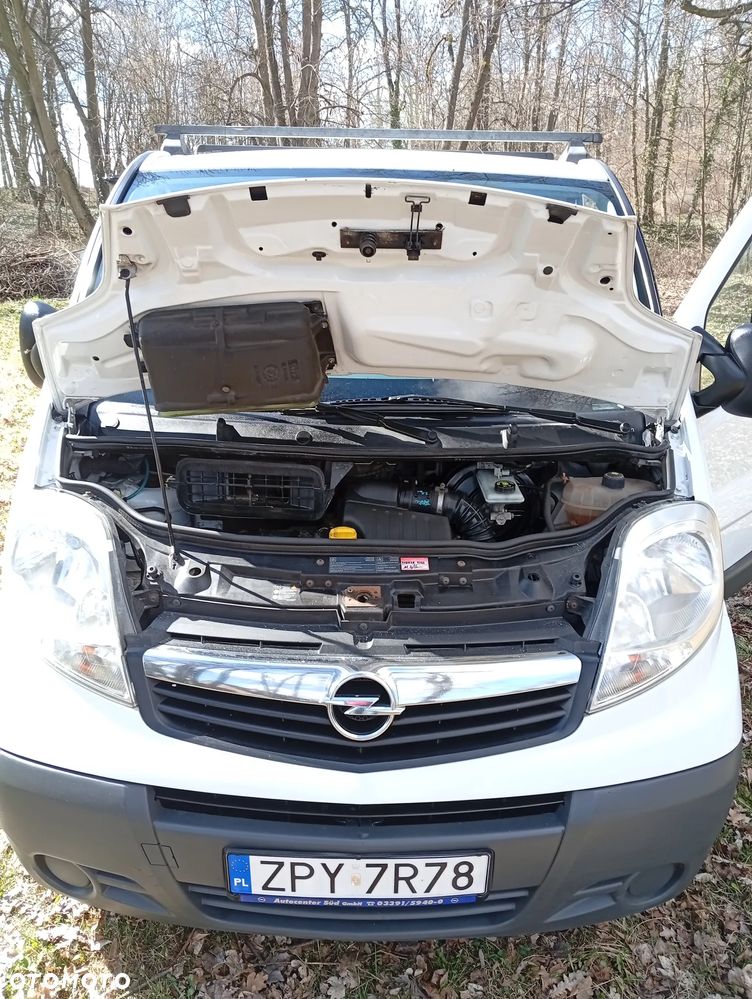 Opel Vivaro - 9