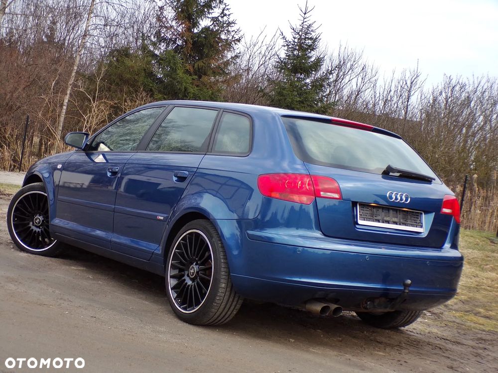 Audi A3 Sportback 1.4 TFSI S Line Sportpaket plus - 2