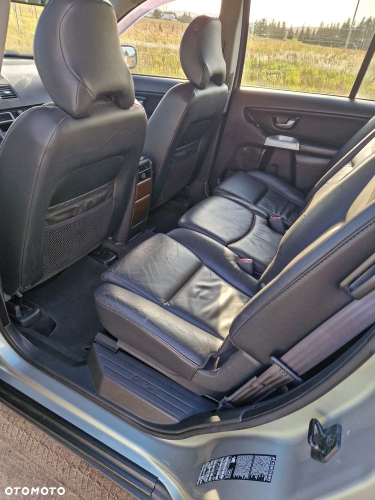 Volvo XC 90 - 10
