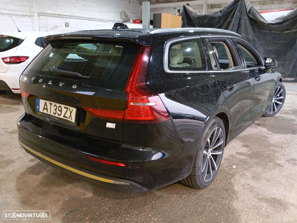 Volvo V60 2.0 T6 AWD TE Core - 3