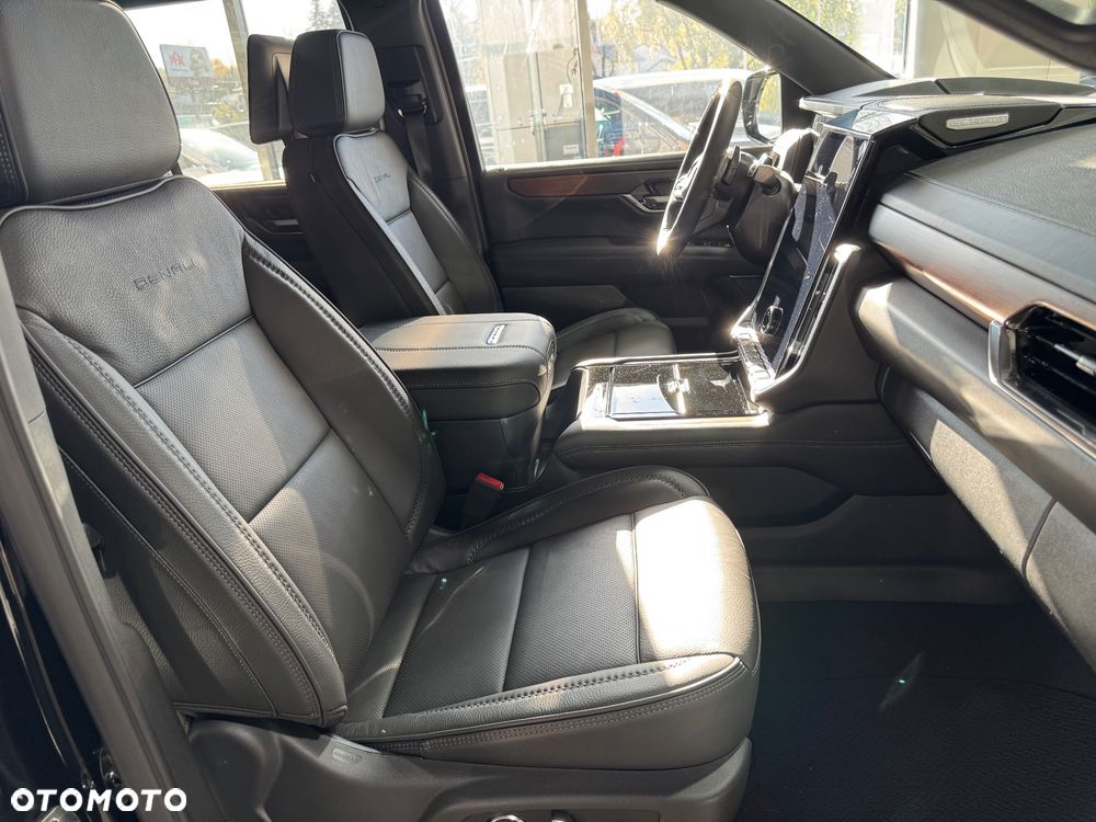 GMC Yukon - 17