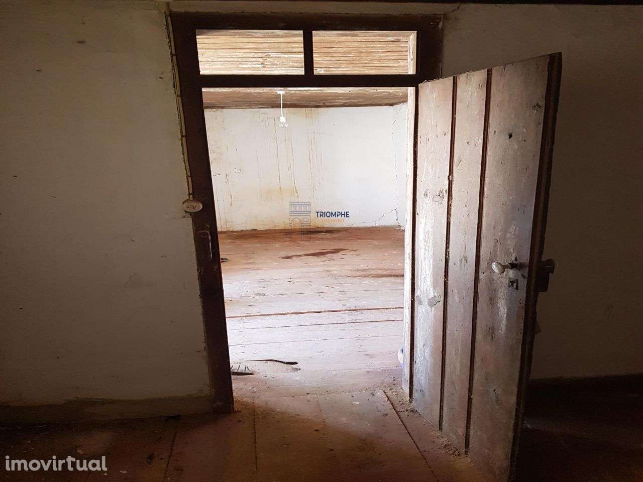 Ruina inserida lote de 235m2 Vau Óbidos - Grande imagem: 5/26