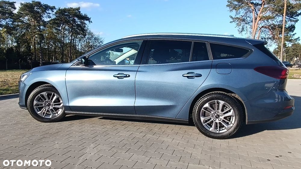 Ford Focus 1.0 EcoBoost Titanium X - 2