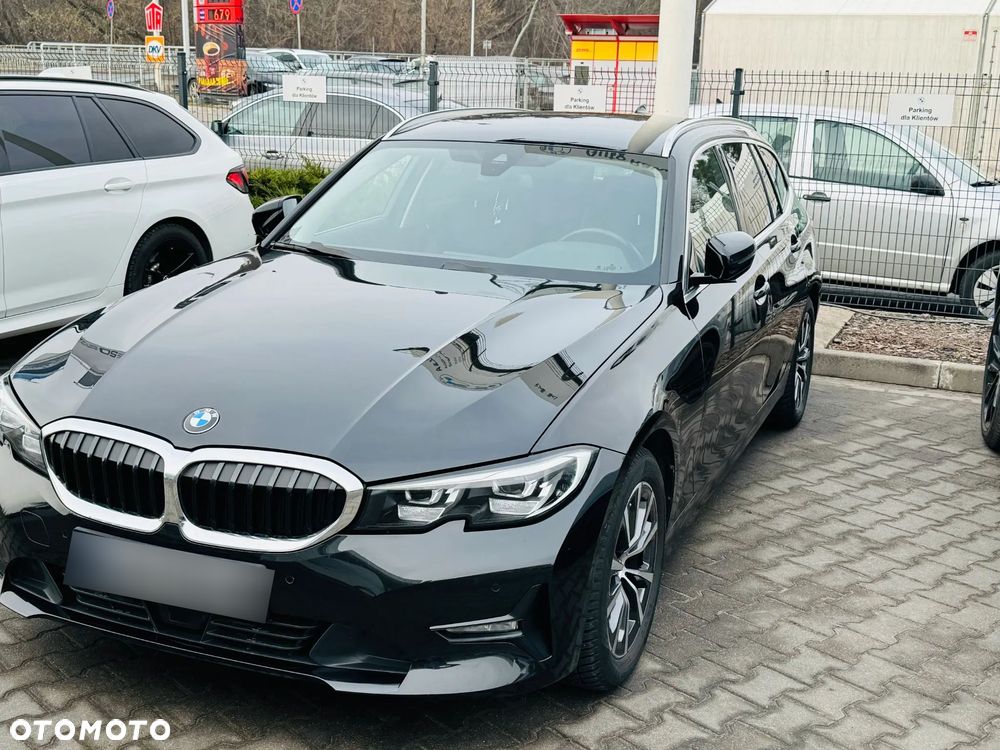BMW Seria 3 318d mHEV M Sport - 2