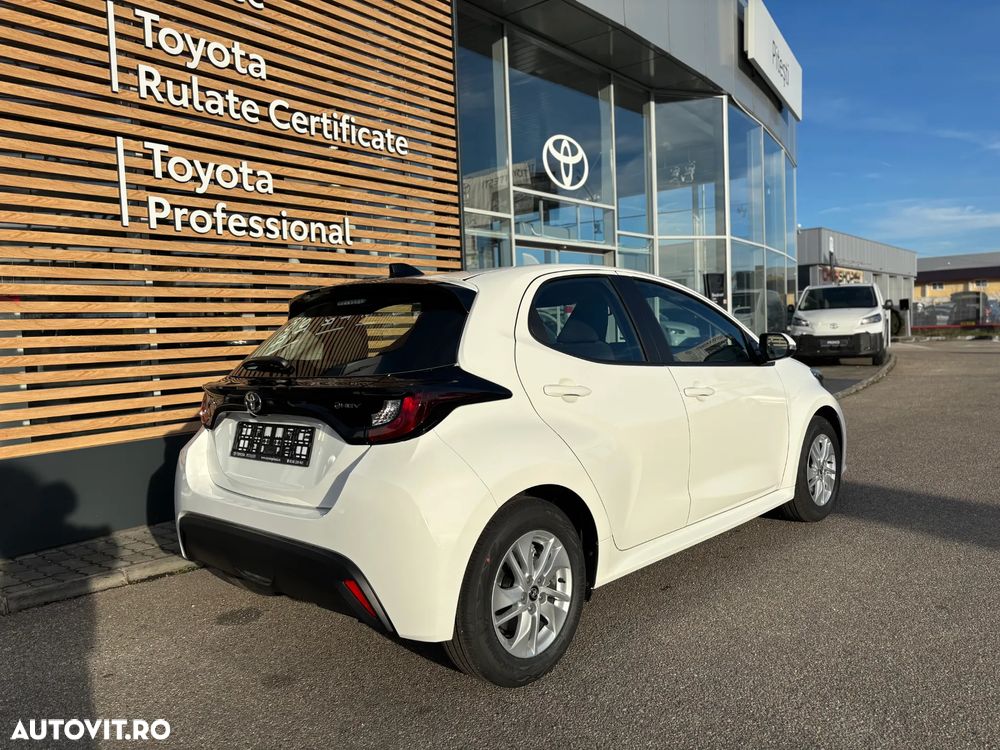 Toyota Yaris 1.5 VVT-i HSD Eco - 5