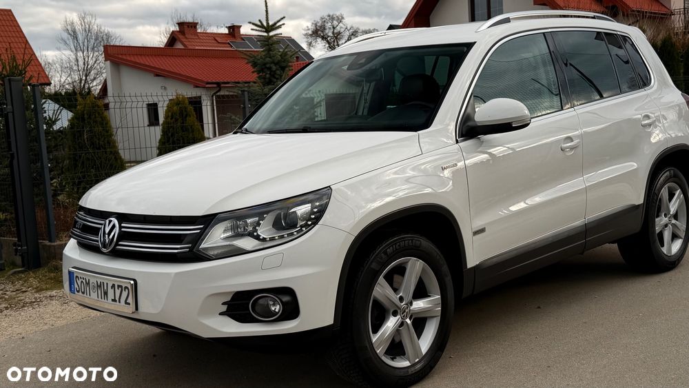 Volkswagen Tiguan 2.0 TDI 4Mot Perfectline R-Style DSG - 12