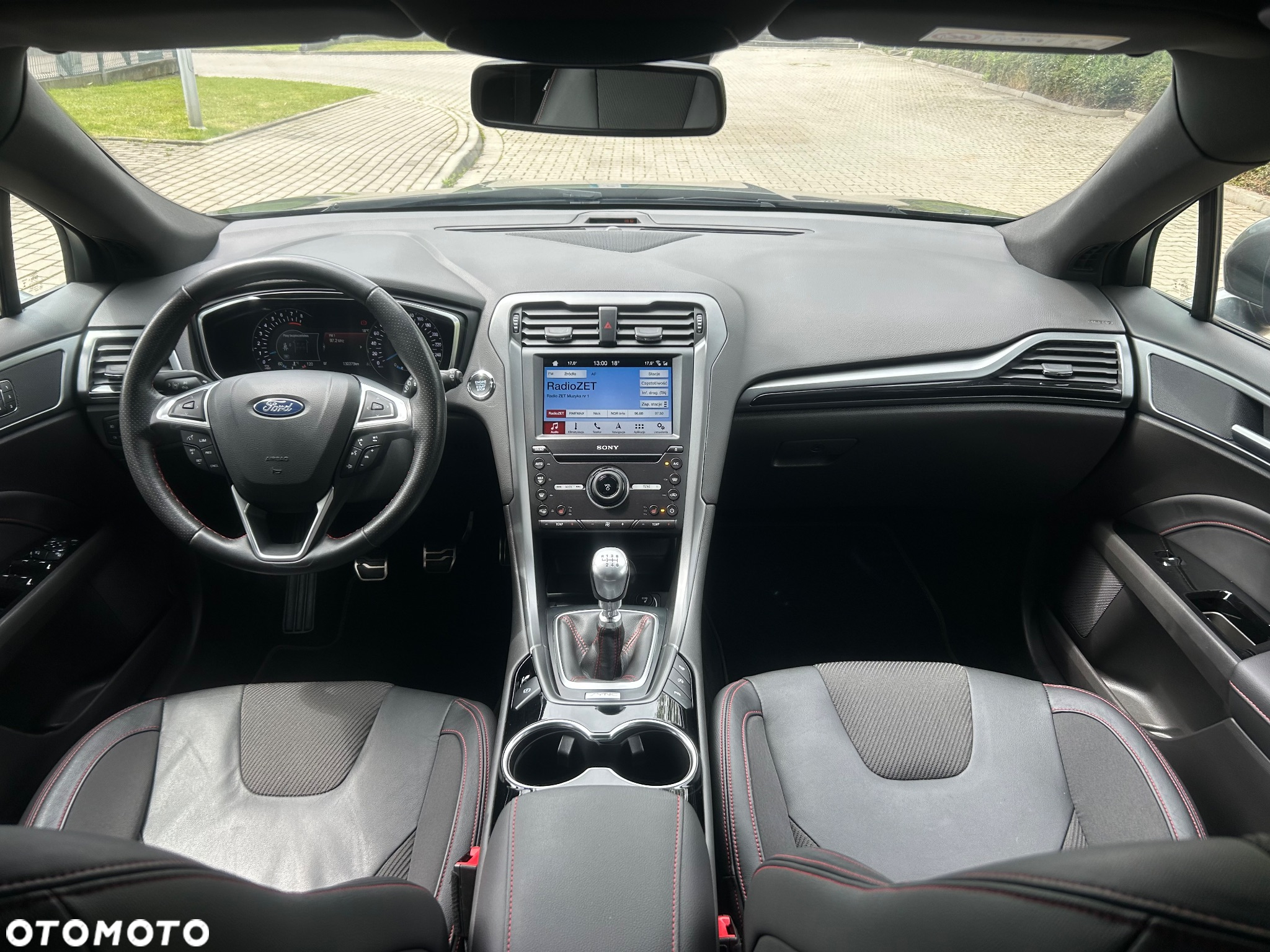 Ford Mondeo 1.5 EcoBoost ST-Line X - 22