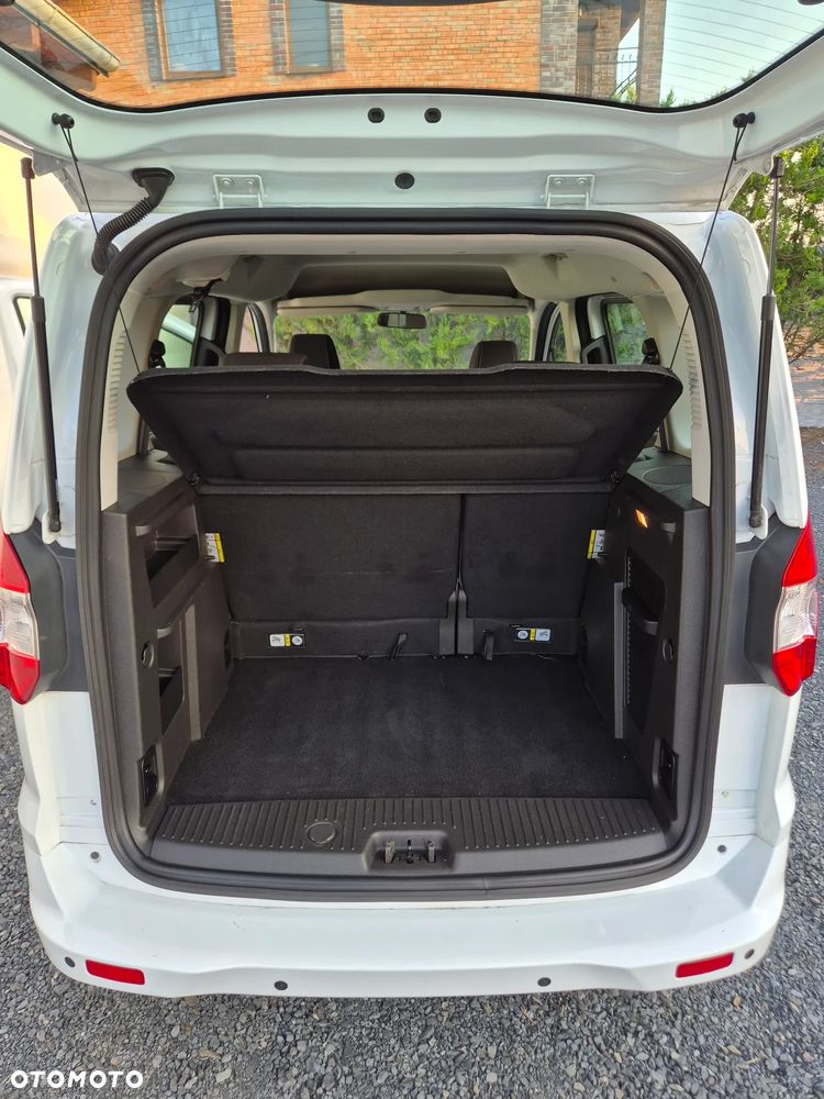 Ford Tourneo Courier 1.5 TDCi Trend - 15