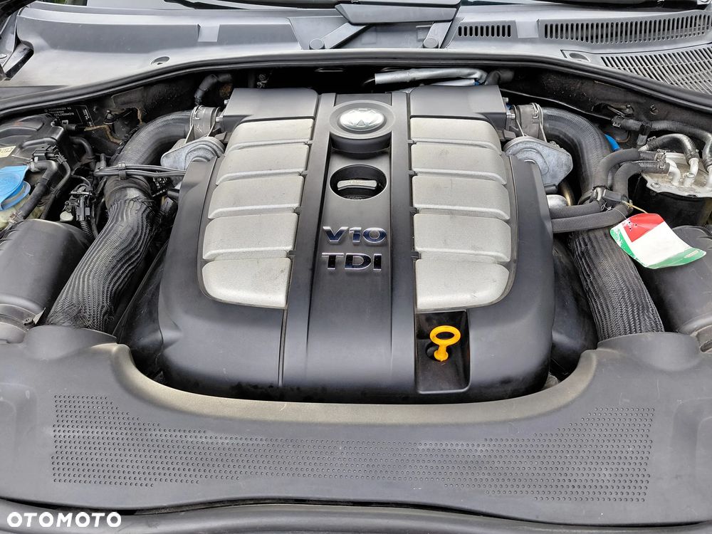 Volkswagen Touareg - 9