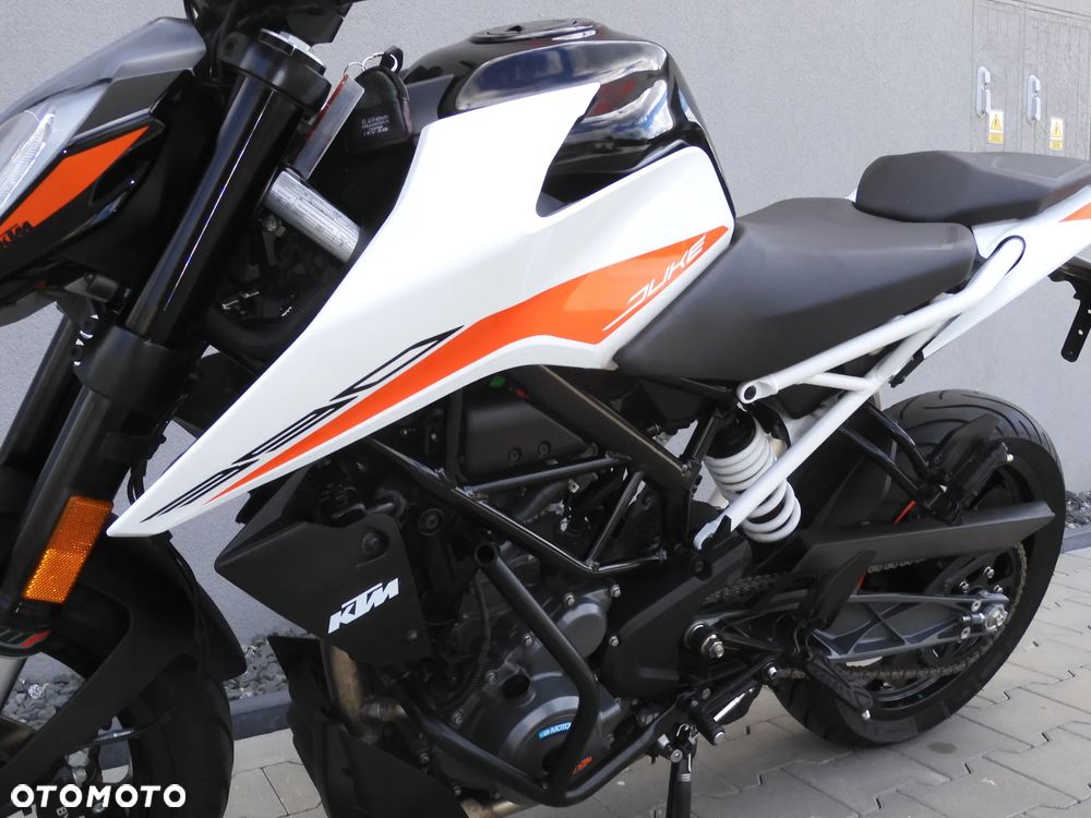 KTM Duke 390 - 25