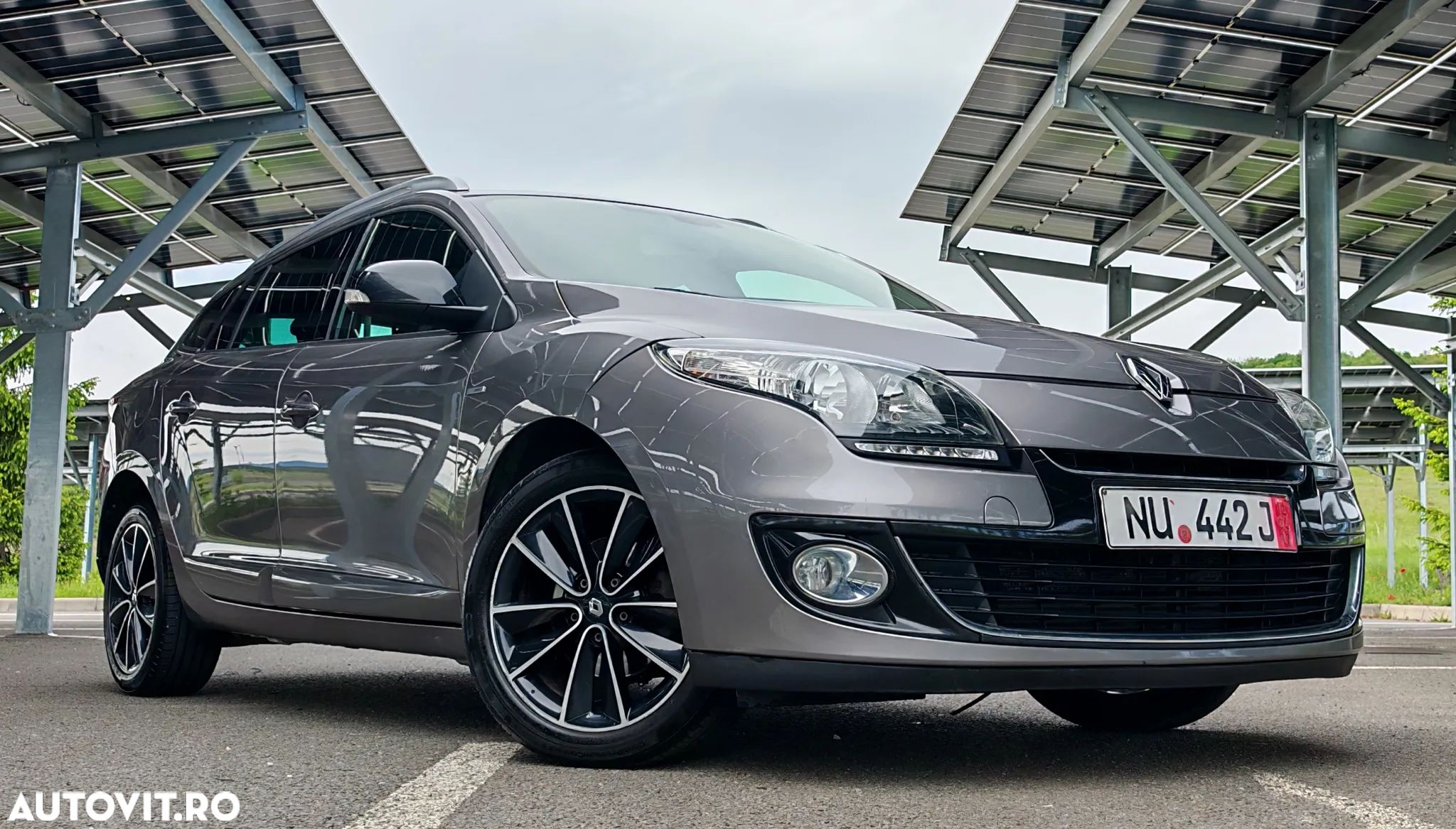 Renault Megane ENERGY dCi 130 BOSE EDITION - 1