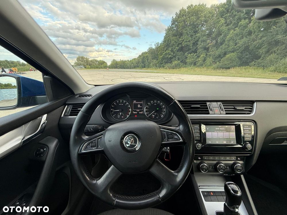 Skoda Octavia 1.6 TDI Ambition DSG - 21
