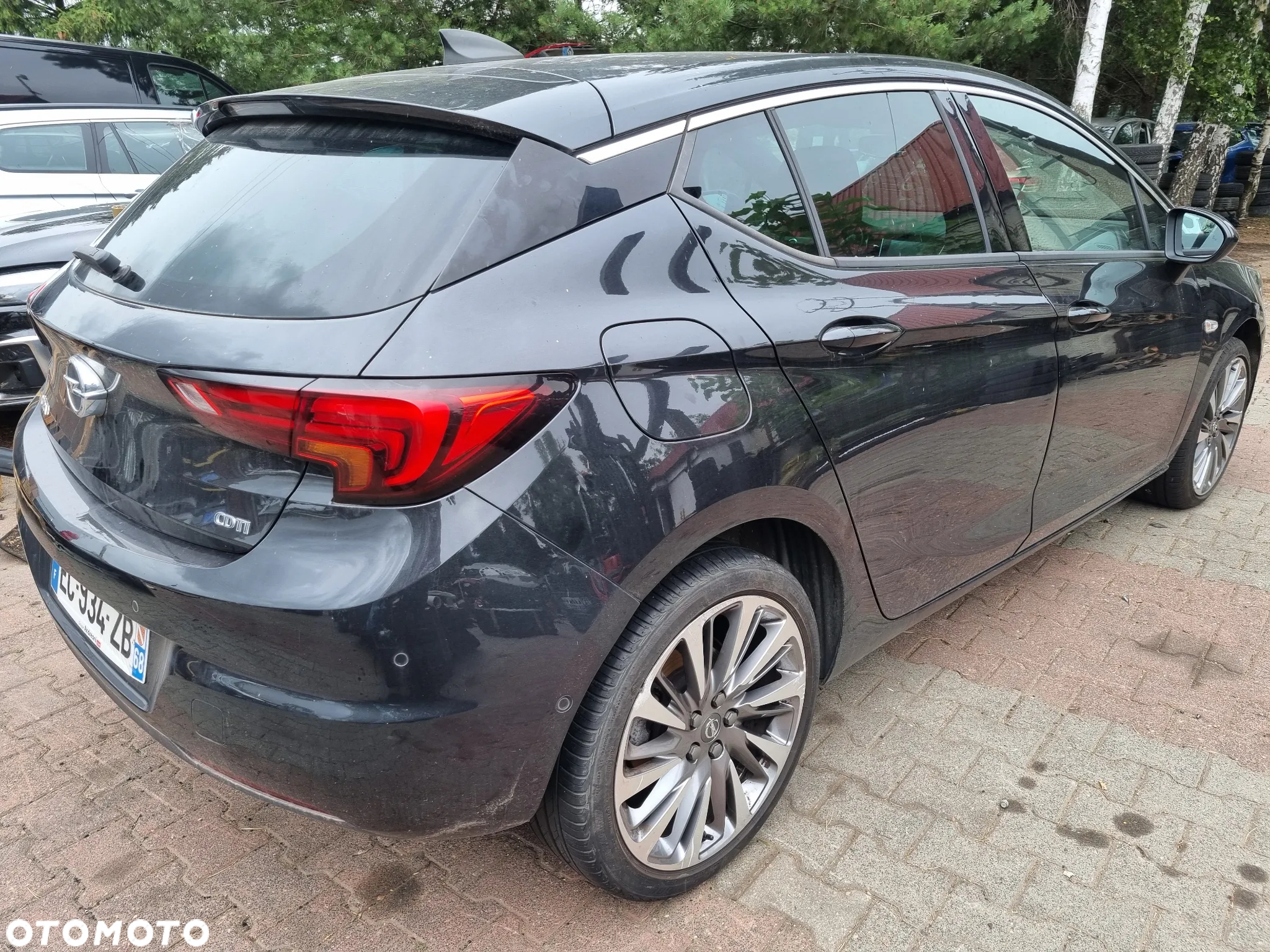 Opel Astra IV 1.6 CDTI Cosmo - 2