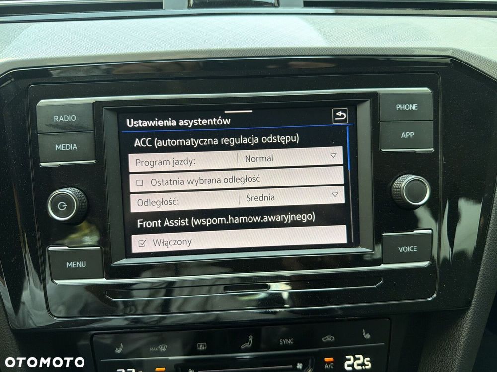 Volkswagen Passat Variant 2.0 TDI EVO Business - 25