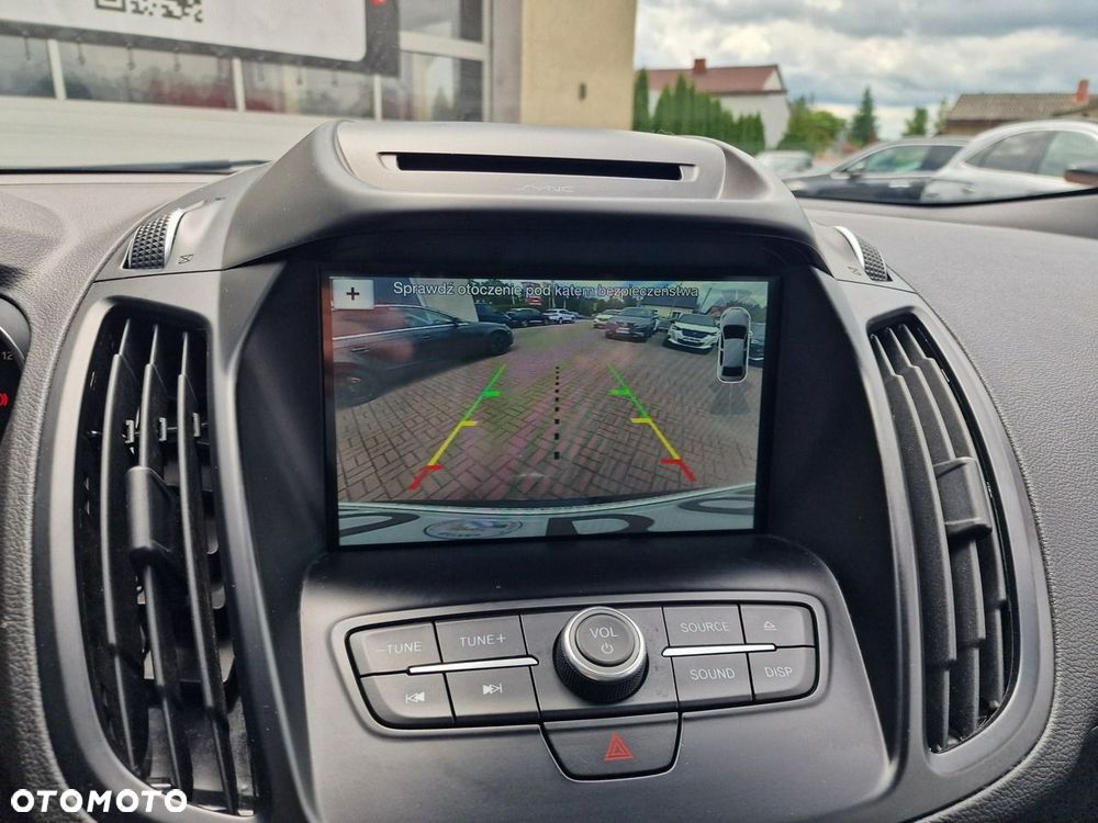 Ford Kuga 1.5 EcoBoost 2x4 ST-Line - 33