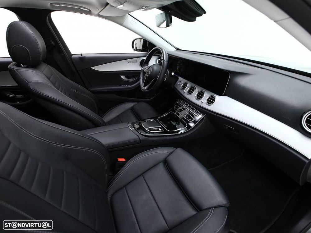 Mercedes-Benz E 300 de Avantgarde 4Matic - 12