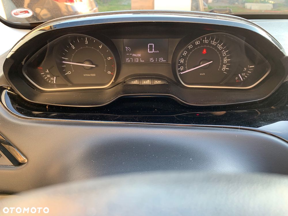 Peugeot 208 1.6 BlueHDi Active S&S - 19