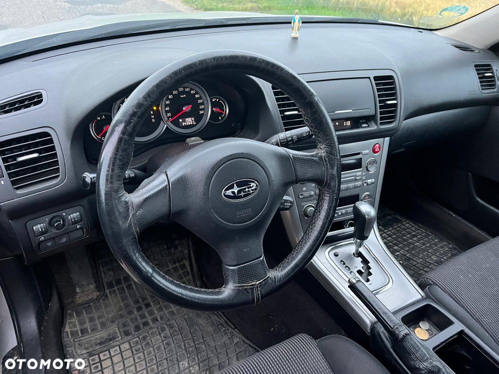 Subaru Outback - 4