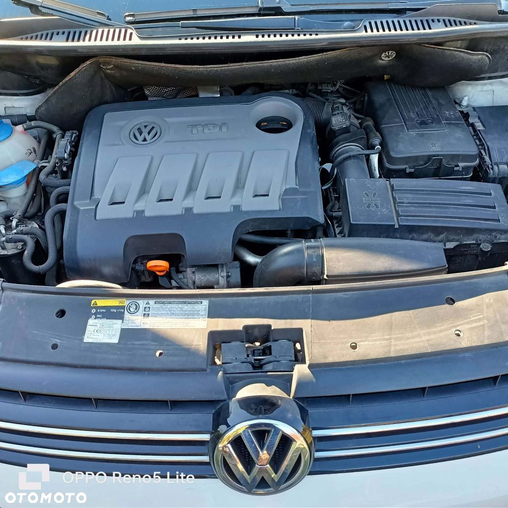 Volkswagen Touran 1.6 TDI DPF BlueMotion Technology Highline - 11