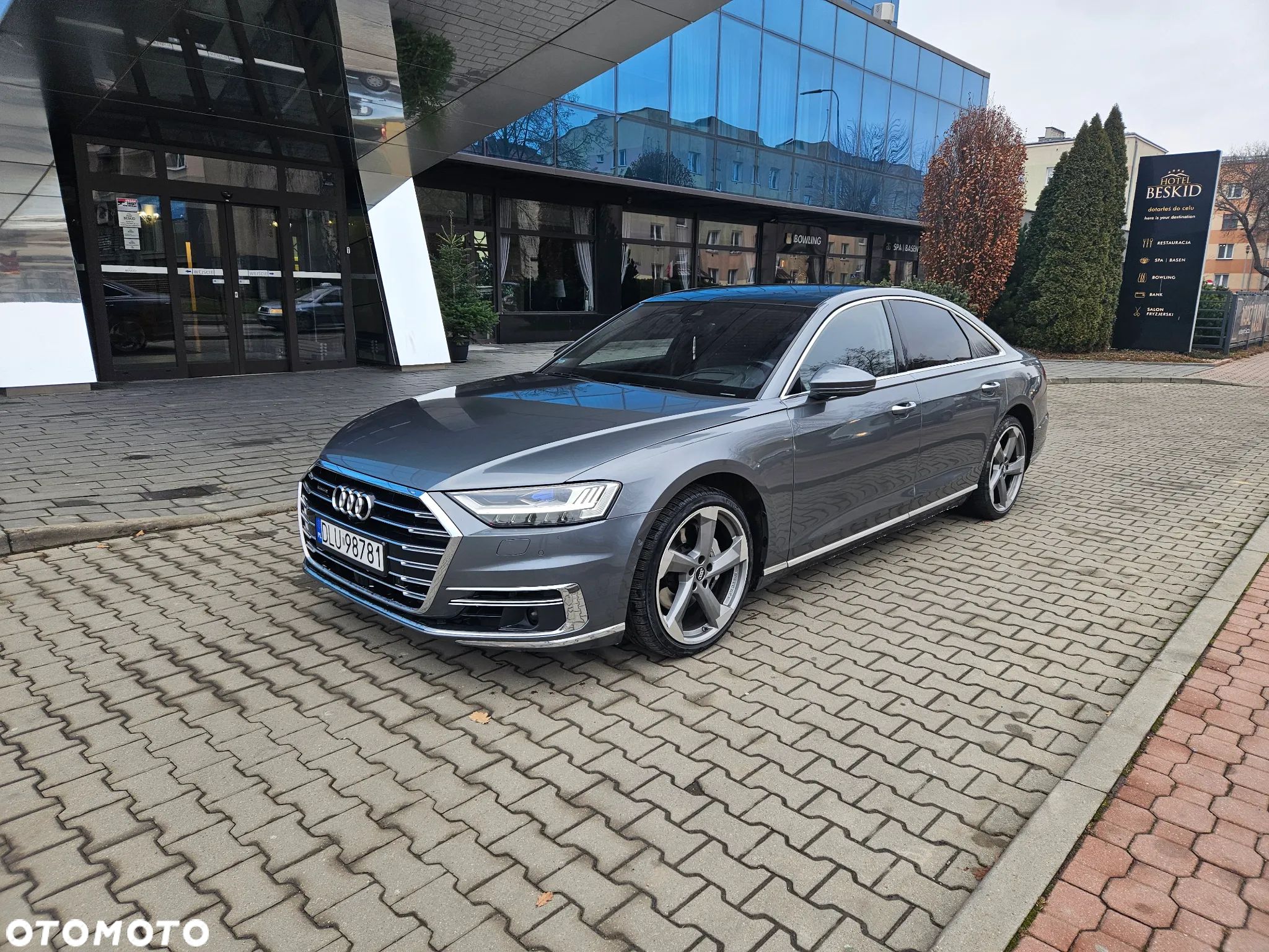 Audi A8 - 1