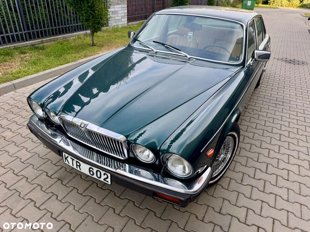 Jaguar XJ - 37