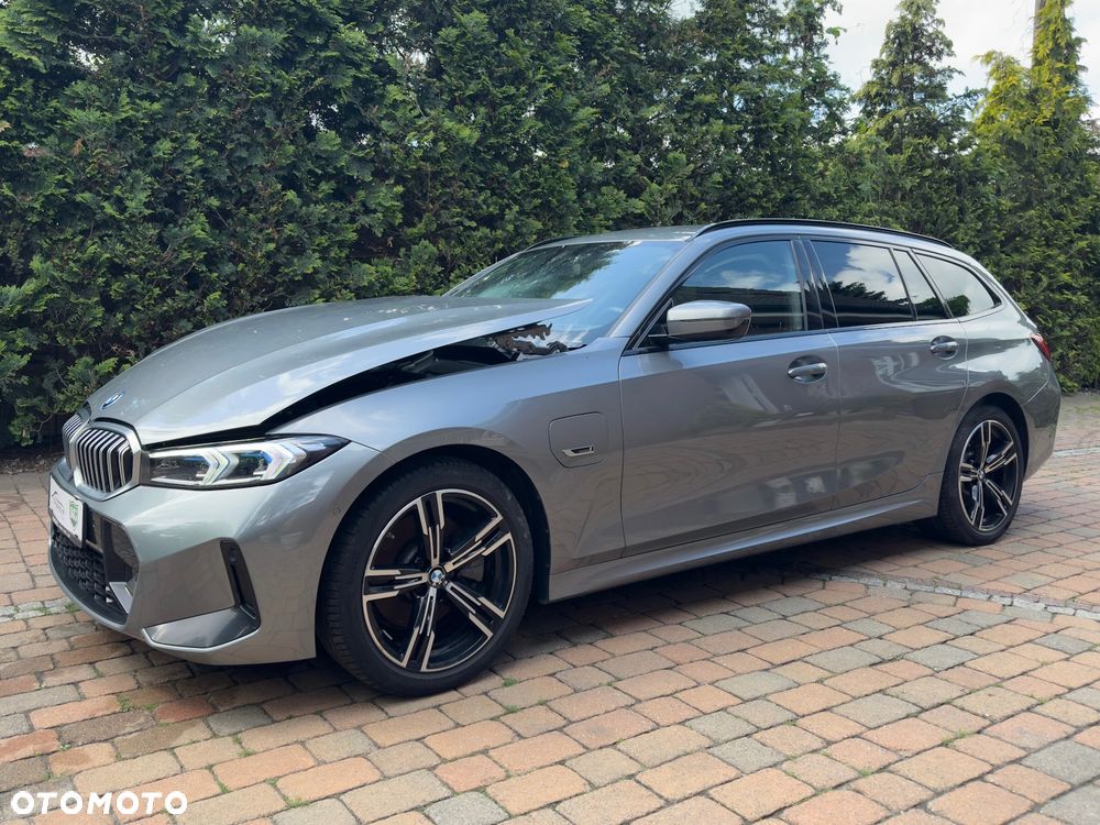 BMW Seria 3 330e M Sport sport - 3