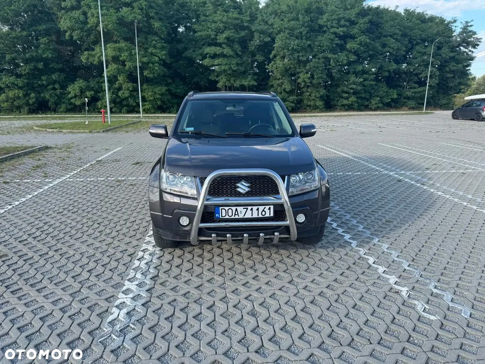 Suzuki Grand Vitara 2.4 De Luxe - 19