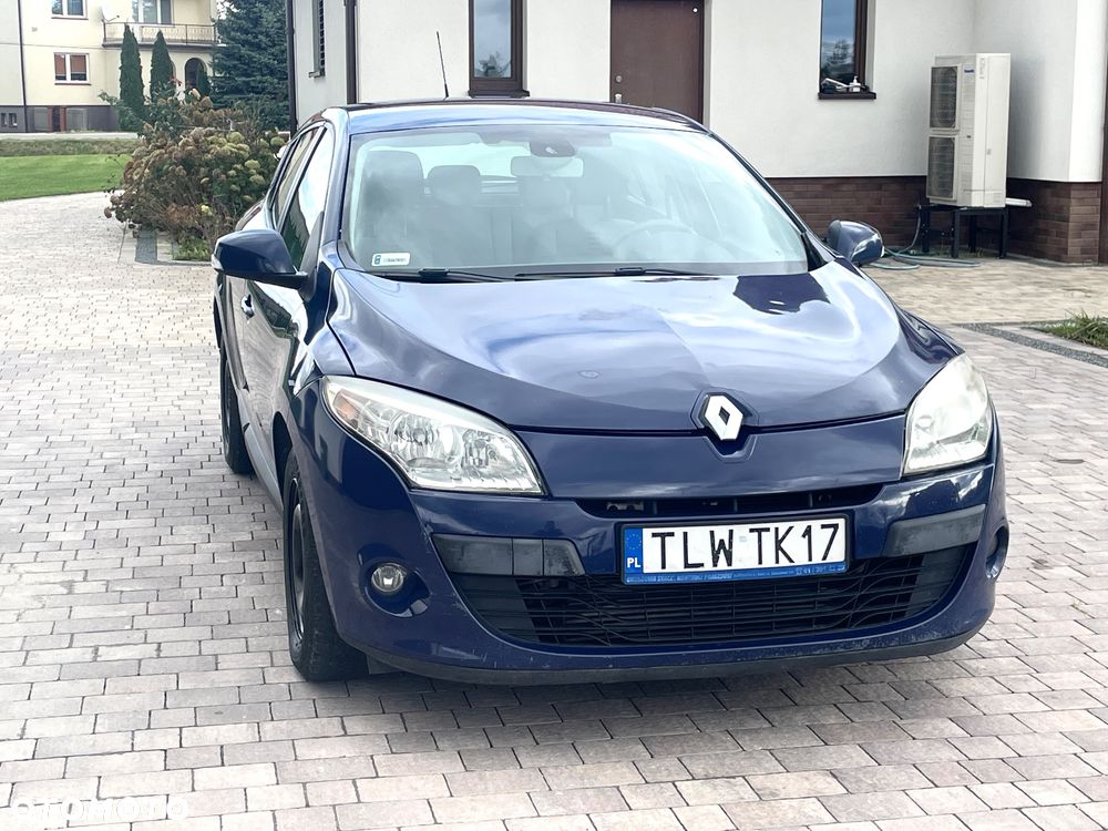 Renault Megane 1.5 dCi Emotion - 10