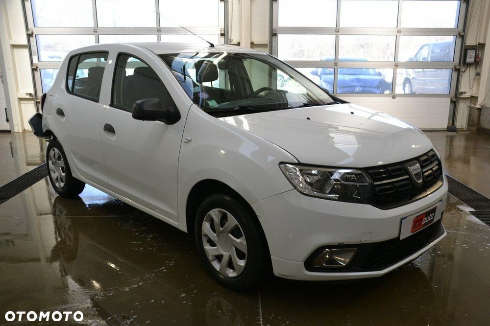 Dacia Sandero - 1