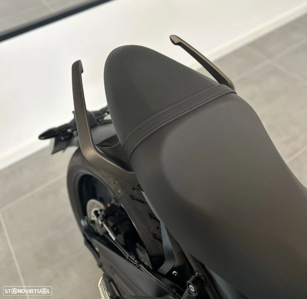 Triumph Trident 660 - 4