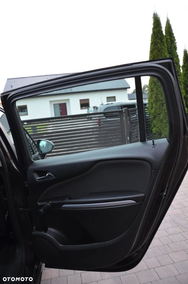 Opel Zafira Tourer 2.0 CDTI Edition - 18