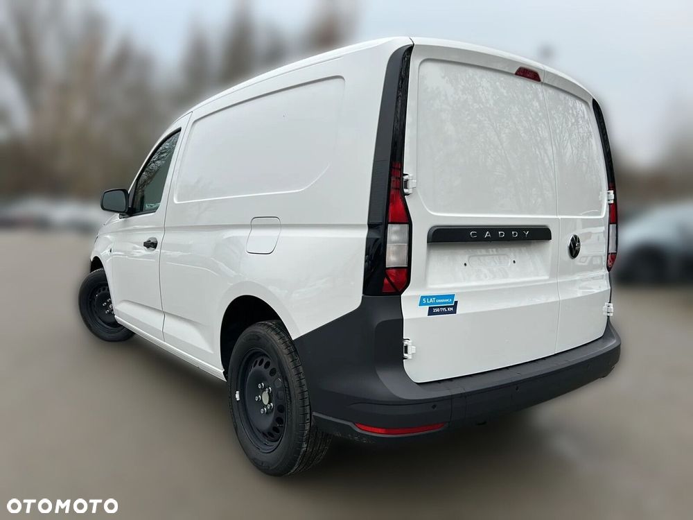 Volkswagen Caddy 1,5 l TSI 116 KM manualna - 5