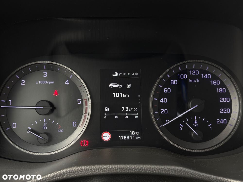 Hyundai Tucson blue 1.7 CRDi 2WD Advantage - 12