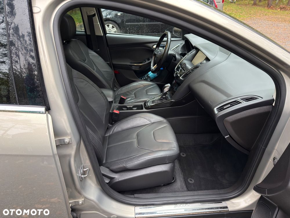 Ford Focus - 16