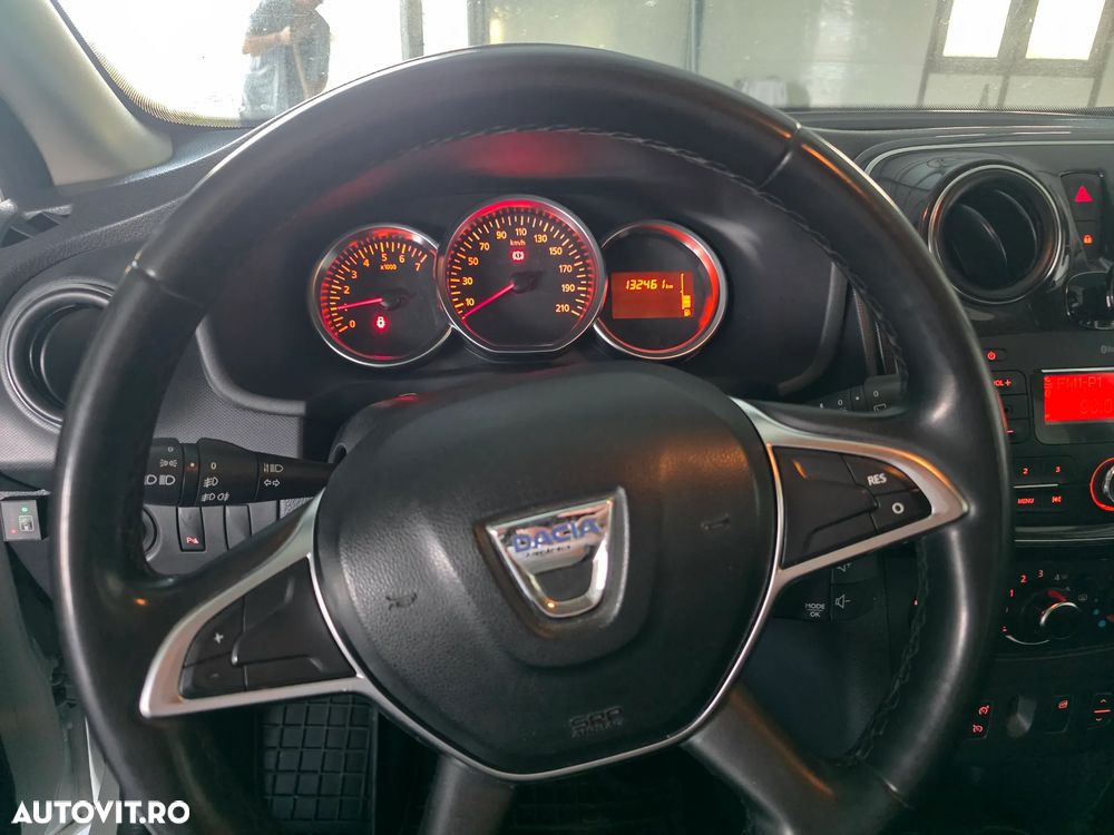 Dacia Sandero 1.0 SCe SL PLUS - 6
