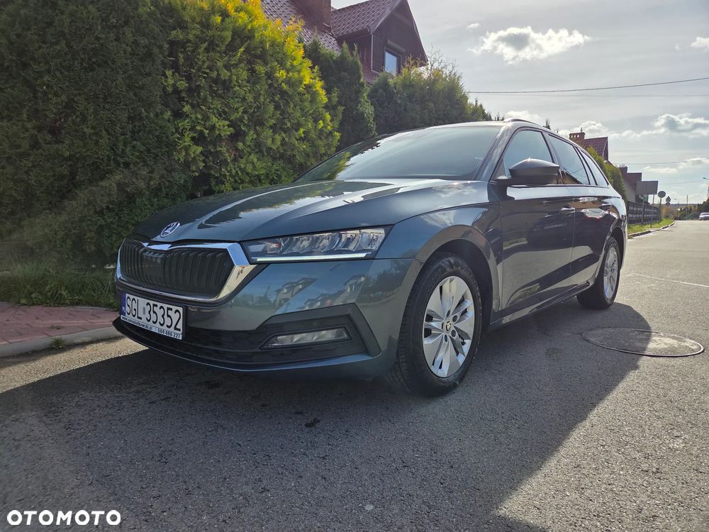Skoda Octavia 2.0 TDI DSG Style - 1