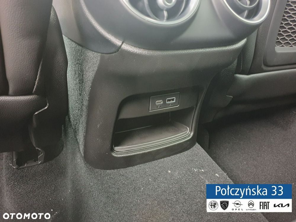 Alfa Romeo Stelvio - 24