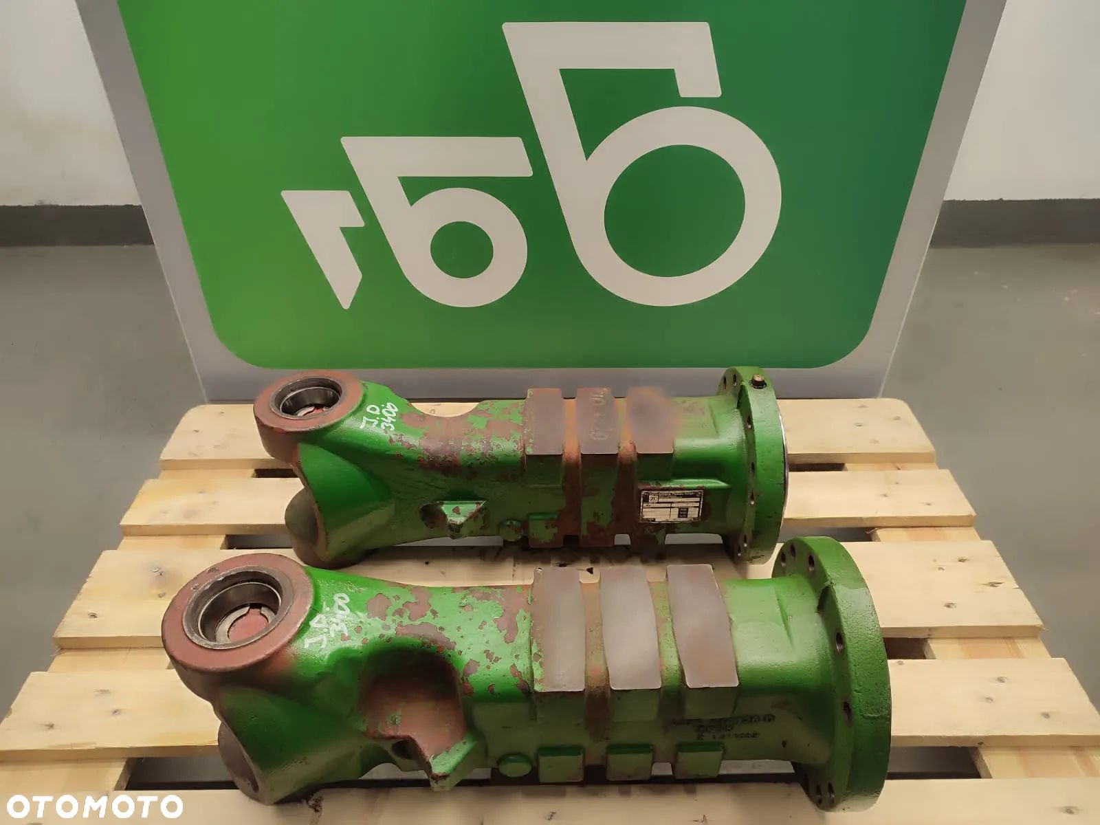 Pochwa mostu 4475436126 JOHN DEERE 3400 - 1