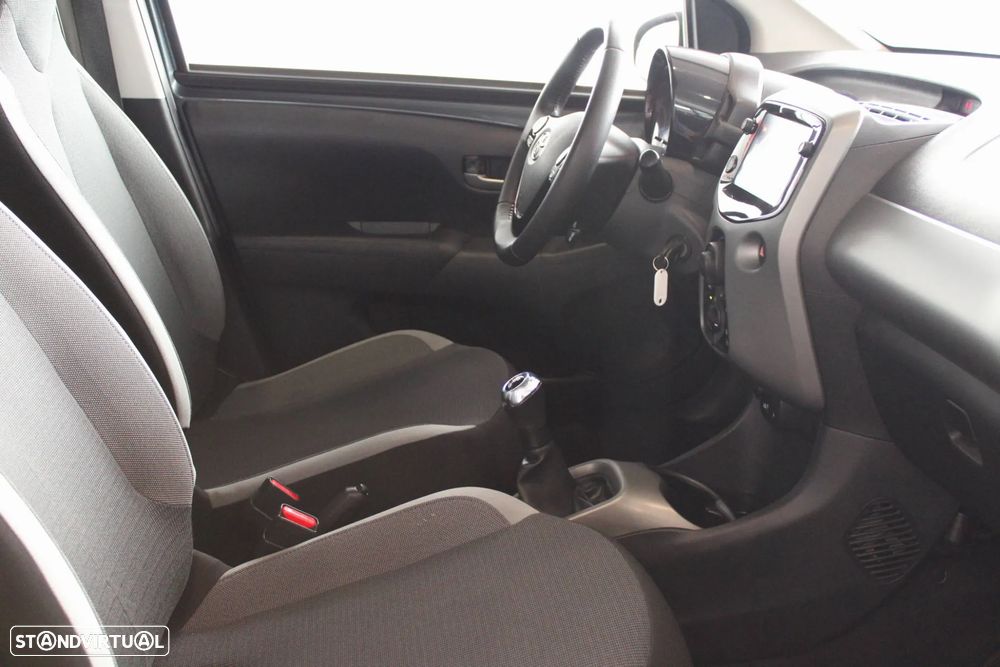Toyota Aygo 1.0 X-Play+X-Touch - 11