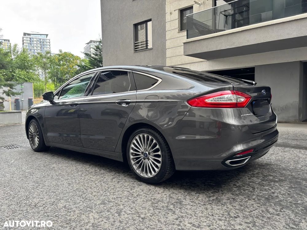 Ford Mondeo 2.0 TDCi Powershift AWD Titanium - 2