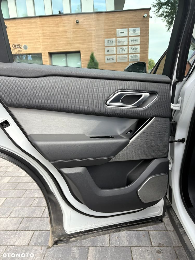 Land Rover Range Rover Velar 2.0 Si4 GPF R-Dynamic - 17