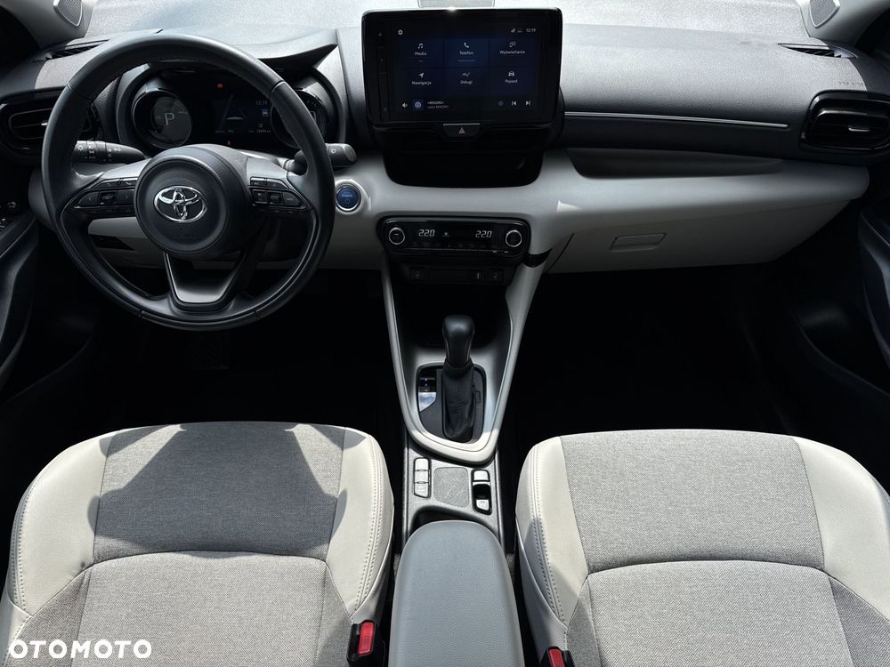 Toyota Yaris - 17