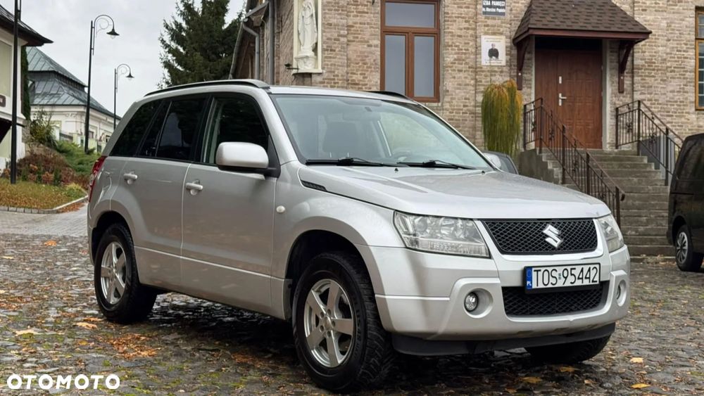 Suzuki Grand Vitara - 30