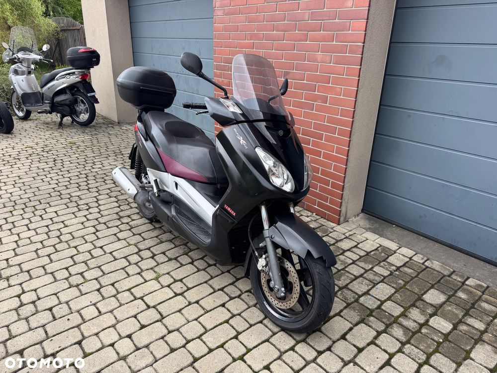 Yamaha X-max - 3