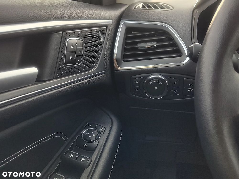 Ford Edge 2.0 EcoBlue Twin-Turbo 4WD Vignale - 16