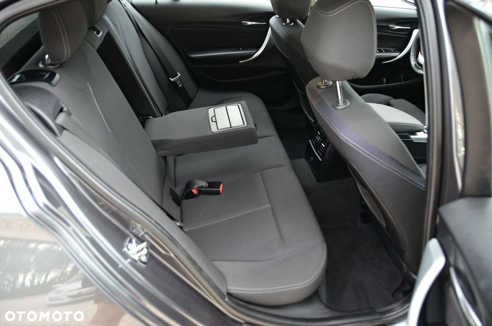 BMW Seria 1 - 33