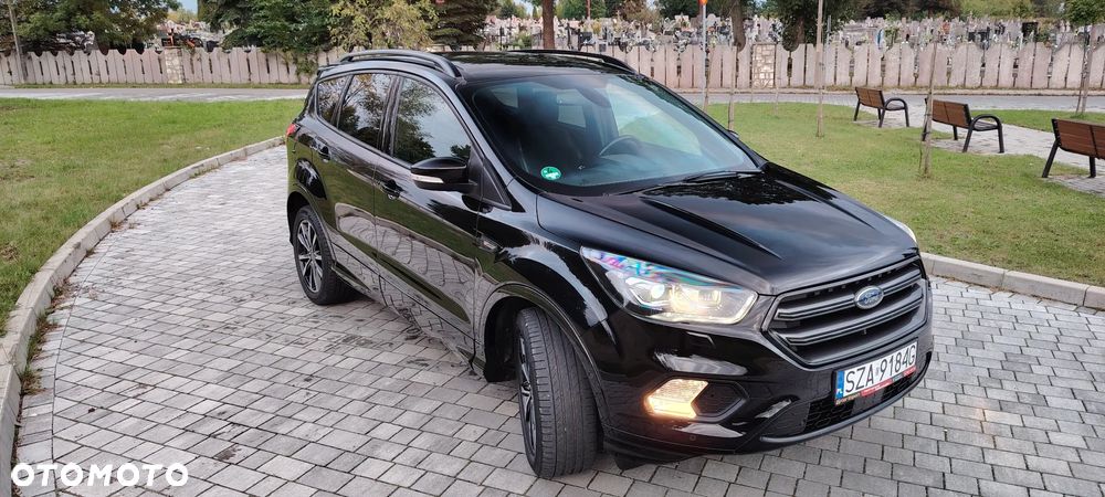 Ford Kuga 1.5 EcoBoost 2x4 ST-Line - 9