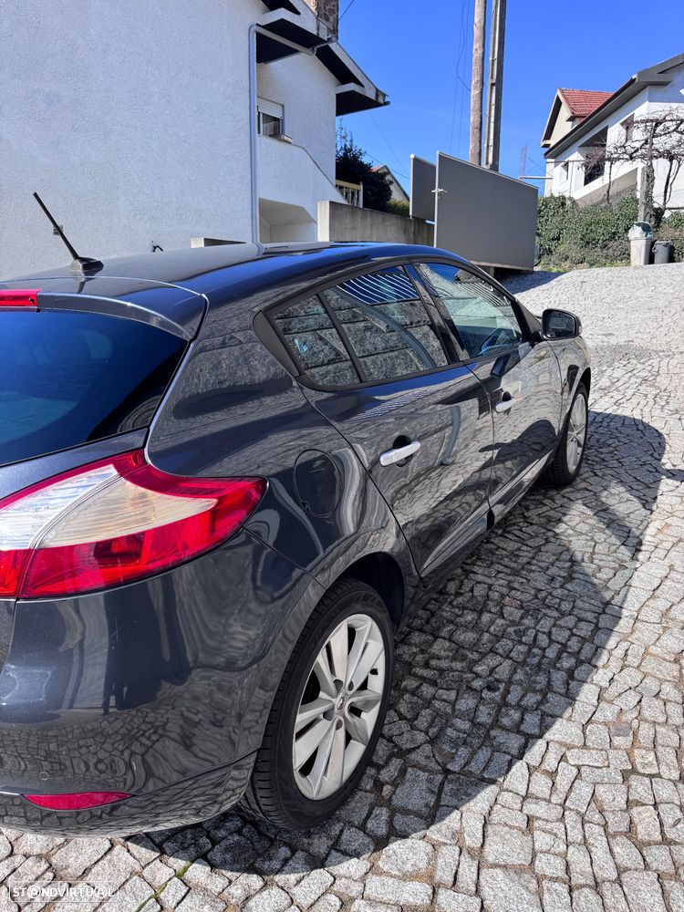 Renault Mégane 1.5 dCi Dynamique S - 12