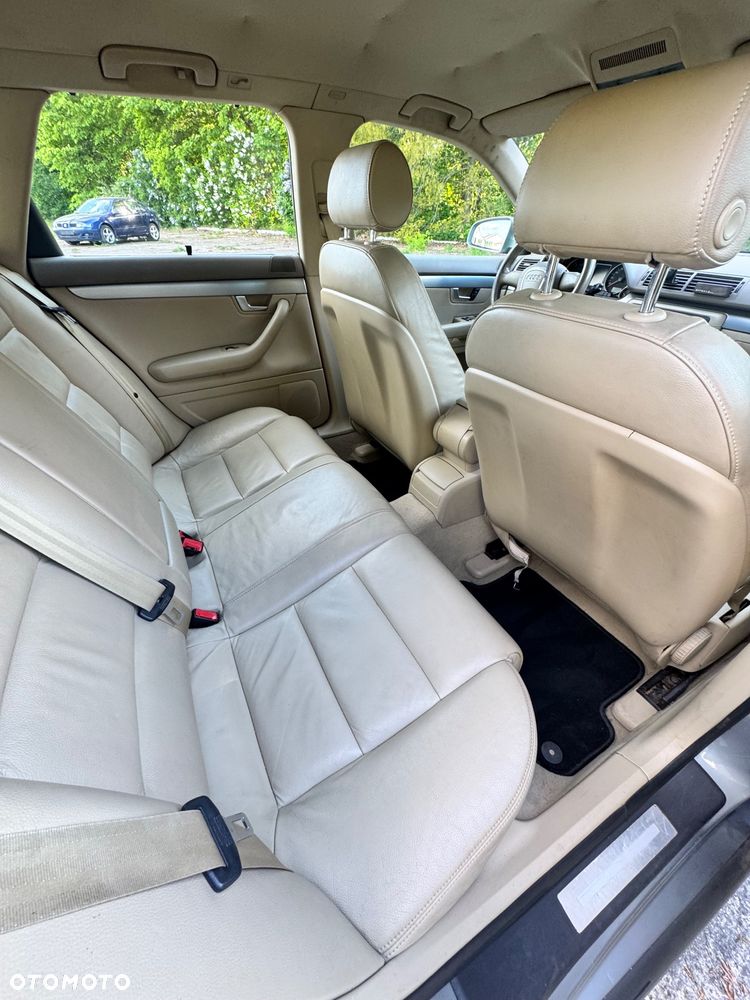 Audi A4 Avant 2.0 TDI - 12