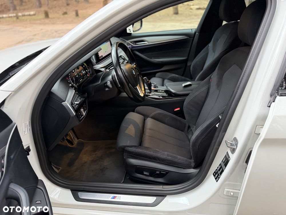 BMW Seria 5 520d xDrive M Sport sport - 6